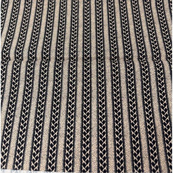 Black & White Cotton Fabric Chain Stripe Pattern 18x22 Inches Sewing Quilting Cr - Picture 5 of 11